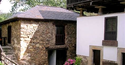 Vaqueiro Museum of Asturias (Luarca)